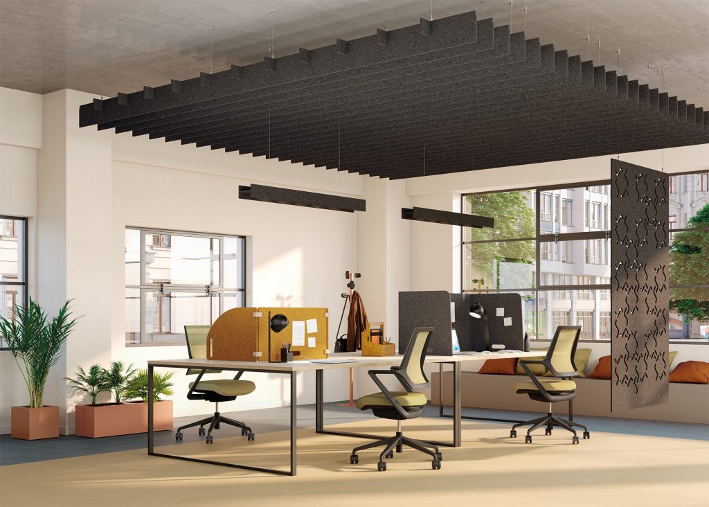 Ambient image of an office with a grey acoustic suspended ceiling made of PET felt.